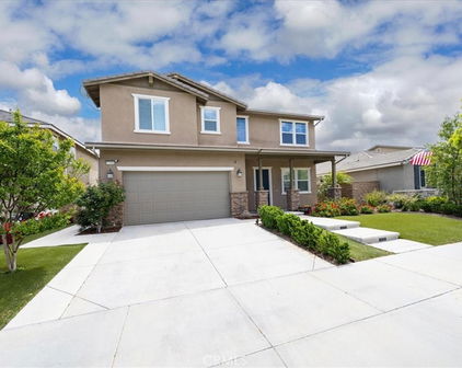 37906 Apache Plume Drive, Murrieta