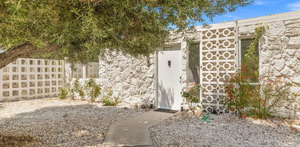811 E Grace Circle, Palm Springs