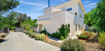 20102 Elm Ln, Escondido