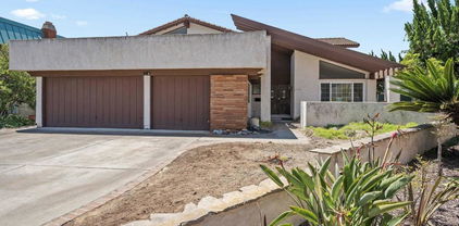 6174 Syracuse Way, San Diego