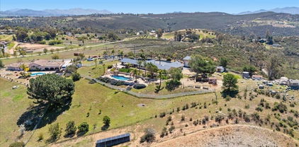 20403 Rancho Villa Rd, Ramona