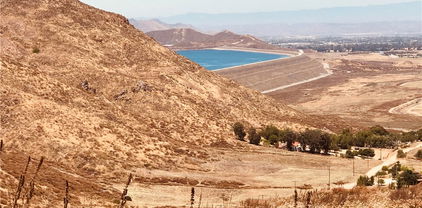 HORNING Road, Hemet