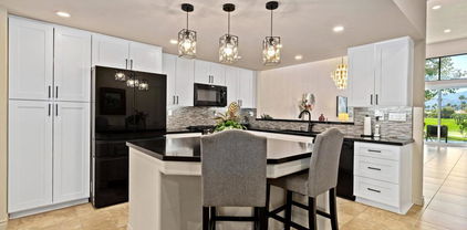 54121 Oakhill, La Quinta
