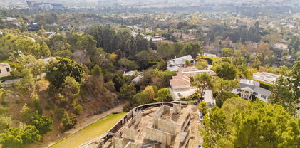 1140 Calle Vista Drive, Beverly Hills