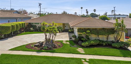 6150 Wooster Avenue, Ladera Heights