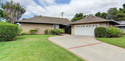 2871 Ellesmere Avenue, Costa Mesa