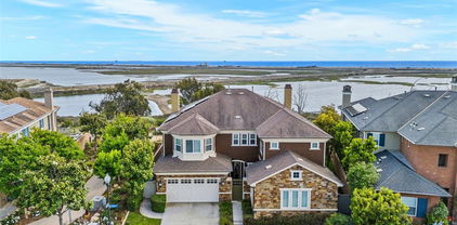 4762 Oceanridge Drive, Huntington Beach
