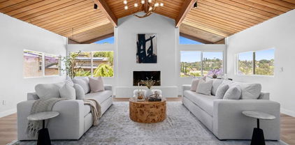 4242 Avenida Gregory, Spring Valley