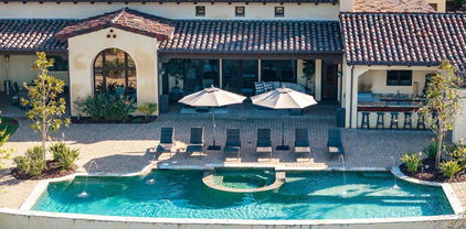 7552 Montien Road, San Diego