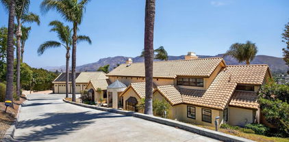 535 Ridgecrest Drive, Santa Paula