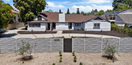 17441 Rayen Street, Sherwood Forest