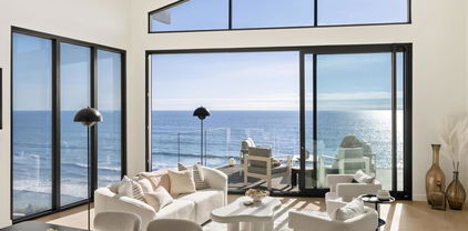 1006 Neptune, Encinitas