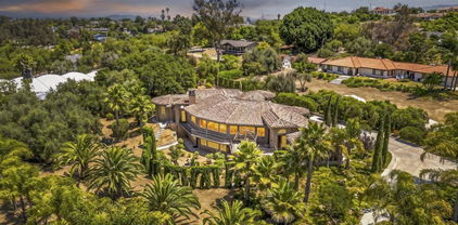 114 Rancho Camino, Fallbrook