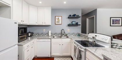214 Woodland Parkway Unit 206, San Marcos