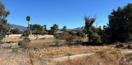 26185 Pleasant Avenue, Hemet