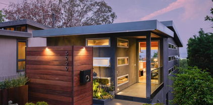 3929 Pringle St, Mission Hills