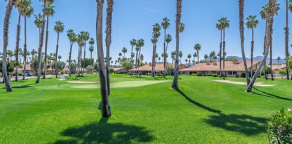 44 Maximo Way, Palm Desert
