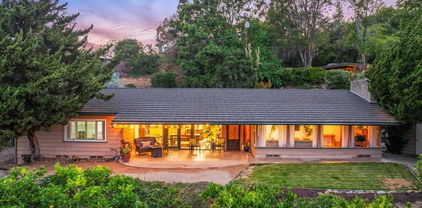 9835 Edgelake Dr, La Mesa