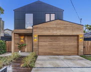 2040 Glencoe Avenue, Venice image