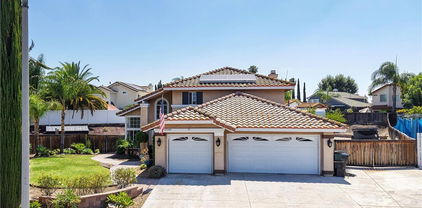25444 Clover Glen Circle, Murrieta