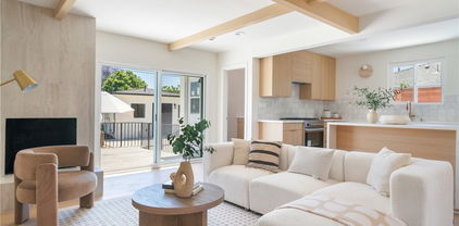 5250 Lemona Avenue, Sherman Oaks