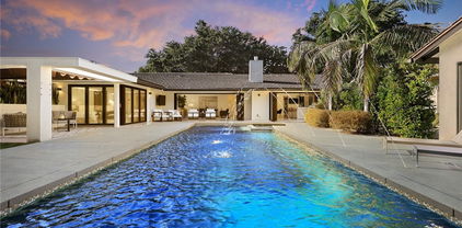 440 Winthrop Road, San Marino