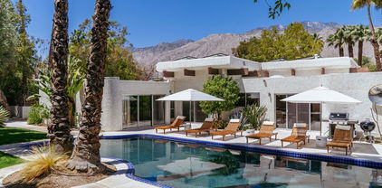 550 N Arquilla Road, Palm Springs