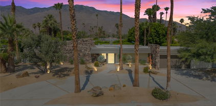 385 N Juanita Drive, Palm Springs