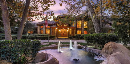 11485 Awenita Court, Chatsworth