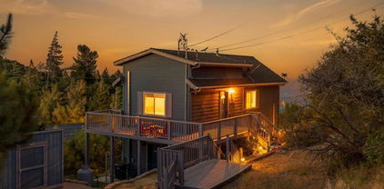 555 Manzanita Dr, Julian