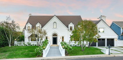 4608 Westchester Drive, Woodland Hills