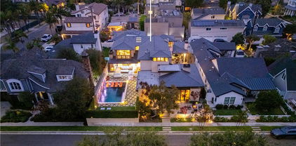 1112 Park Street, Huntington Beach