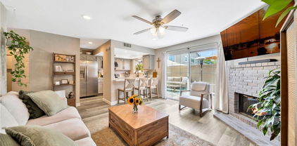 17601 Newland Street Unit D, Huntington Beach