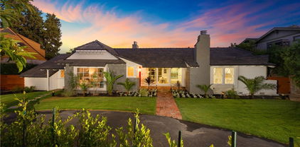 1054 Volante Drive, Arcadia