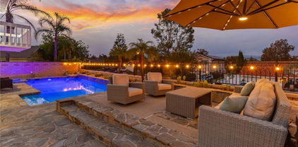 23382 Via Chiripa, Mission Viejo