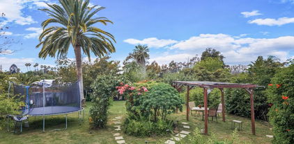 1030 Vale View Drive, Vista