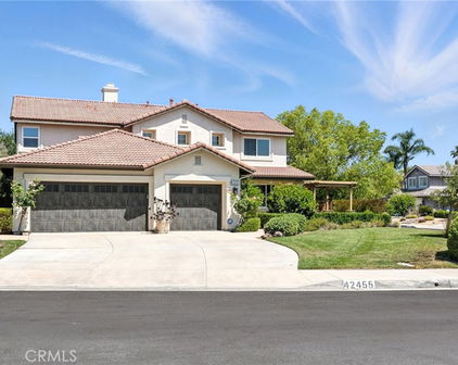 42455 Circulo Cavinara, Murrieta