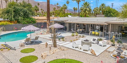 1251 E San Lorenzo Road, Palm Springs