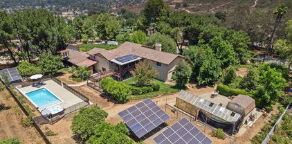 14210 Tierra Bonita Road, Poway