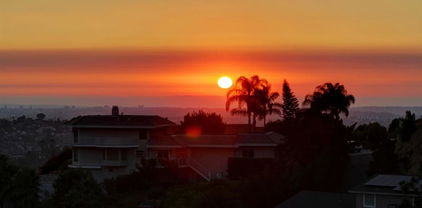 9918 Heavenly Way, La Mesa