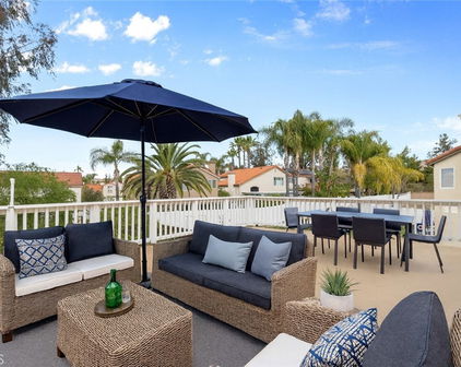 32865 Naples Court, Temecula