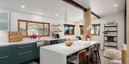 1011 13 Neptune Ave, Encinitas