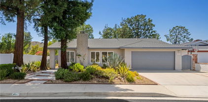 26017 Redbluff Drive, Calabasas