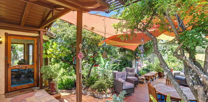 8720 GLENIRA Ave, La Mesa
