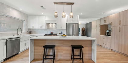 7600 Earldom Avenue, Playa Del Rey