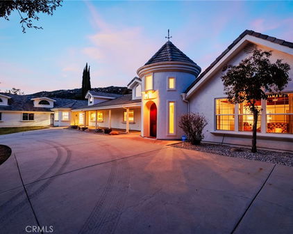 38151 Calle De Lobo, Murrieta