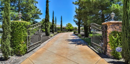 39520 Colleen Way, Temecula