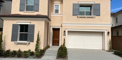 111 Sunnybank, Irvine