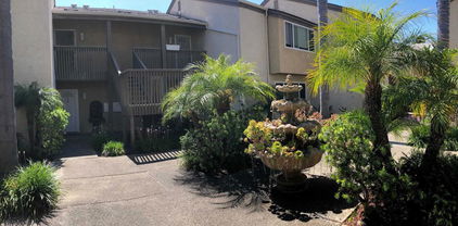 8529 Villa La Jolla Dr. Unit F, La Jolla
