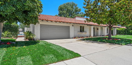 2257 Glastonbury Road, Westlake Village